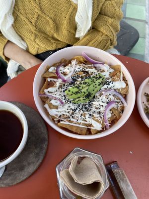 Chilaquiles 🙌🏻 at Vegamo Deli in Mexico City