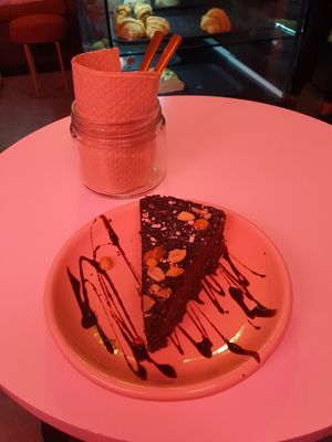 Chocolate raw cake at Vegamo Deli in Mexico City