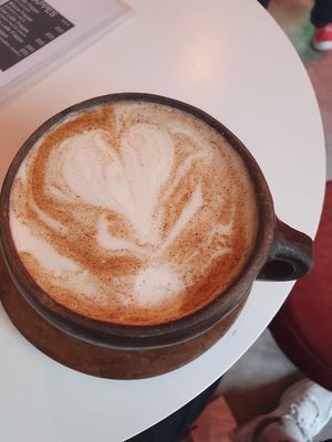 Chai latte at Vegamo Deli in Mexico City
