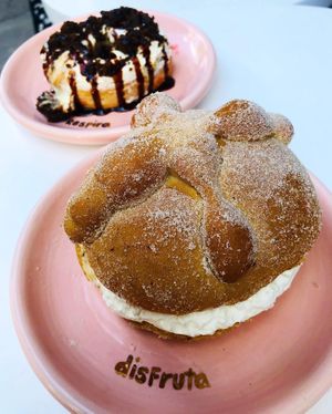 Rellanan tu pan  at Vegamo Deli in Mexico City