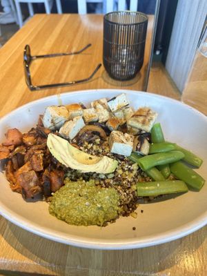 Bowl with tofu  at True Food Kitchen in Nashville