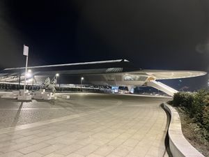 Extérieur nouvelle gare de mons  #Veganuary at Panos in Mons