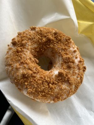 Donut vegan 🌱 spéculoos  #Veganuary at Panos in Mons