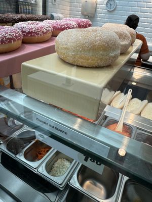 Donut au sucre.  at Panos in Mons