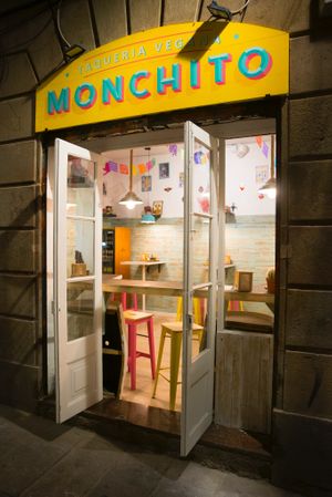 The alley at Monchito in Barcelona