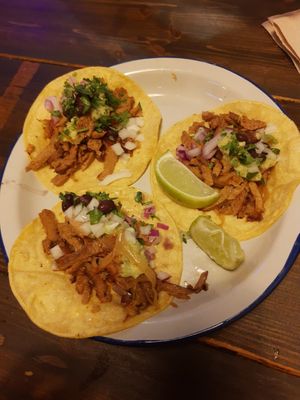 Tacos de seitan at Monchito in Barcelona