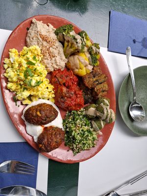  at Majorelle in Luzern