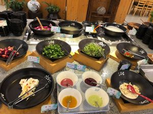 buffet spread
Photo courtesy of Tai ChewPheng of VSM at Mippeum in Jeonju