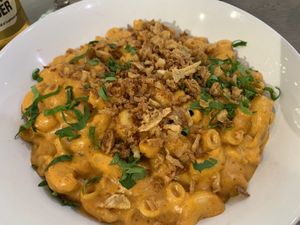 Vegan Mac&Cheese  at Vegivores in Reading