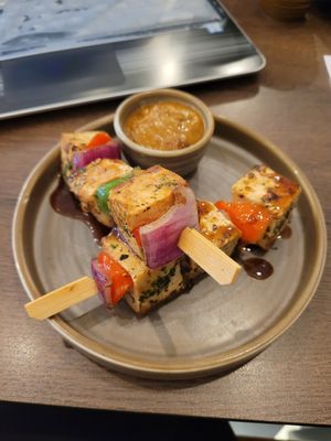 Tofu skewers at Vegivores in Reading