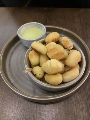 Crispy gnocchi with chive mayo #Veganuary at Vegivores in Reading