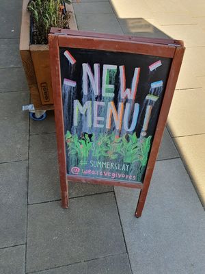 Sign outside at Vegivores in Reading