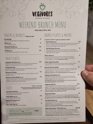Weekend brunch menu at Vegivores in Reading