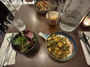 24 May 2025 Crispy Gnocchi and side salad at Vegivores in Reading