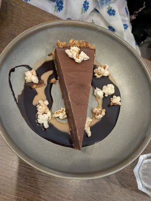 chocolate tarte at Vegivores in Reading