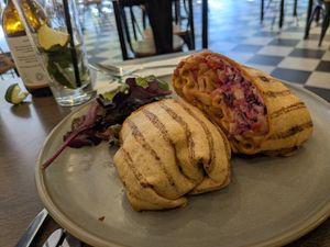 Burrito with Mac & cheese instead of rice at Vegivores in Reading