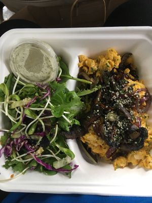 Burnie mac n cheese and kale salad with ranch - both insanely delicious  at HempLade Vegan Cafe in Tallahassee