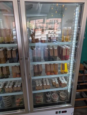Premade juices and snacks at So Juicy in Carson City
