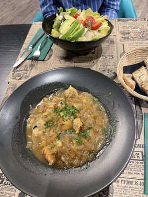 Onion soup at Verde in Basel