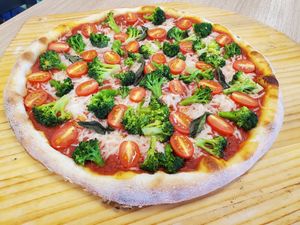 Broccoli, Tomato vegan pie at Pasquale's Pizzeria III in Middletown