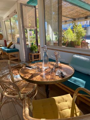 Inside at nusa in Digne-les-bains