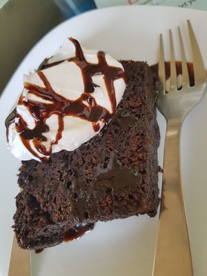 best ever vegan chocolate cake with cream at Aum Cafe in Varanasi