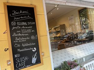 sign  at Vollkornbäckerei Hartwich in Berlin