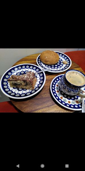 Nougatschnecke, Süßkartoffelbrötchen und Kaffee at Vollkornbäckerei Hartwich in Berlin