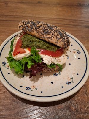 Vegan Mozzarella Sandwich 🔥 at Vollkornbäckerei Hartwich in Berlin