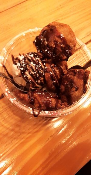 😍 for your sweet tooth at Meet The Veganz in Beirut