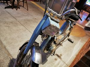 Old skool Thai moped at Mr Hong in West End