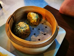 Shumai dumpling thingos at Mr Hong in West End