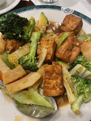 Braised tofu with vegetables   at Tommy's Wok in Carmel-by-the-sea
