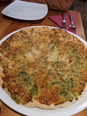 Garlic focaccia at Sora Lella Roman Vegan Restaurant in Edinburgh