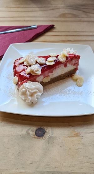 White choclate and strawberry cheesecake at Sora Lella Roman Vegan Restaurant in Edinburgh