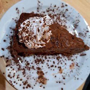 Dark chocolate and raspberry cheesecake at Sora Lella Roman Vegan Restaurant in Edinburgh