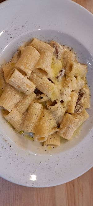 Mezze Maniche alla Carbonara at Sora Lella Roman Vegan Restaurant in Edinburgh