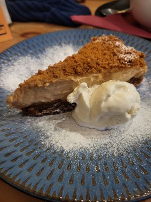 cheesecake at Sora Lella Roman Vegan Restaurant in Edinburgh