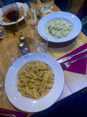 Gf penne a la vodka & (non-gf) gnocchi  #Veganuary at Sora Lella Roman Vegan Restaurant in Edinburgh