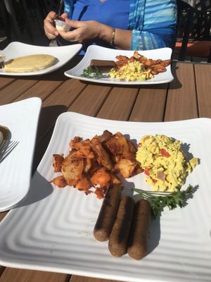 $9.99 vegan brunch. Tofu scramble has no flavor at Rollin' Oats Market and Cafe in St Petersburg