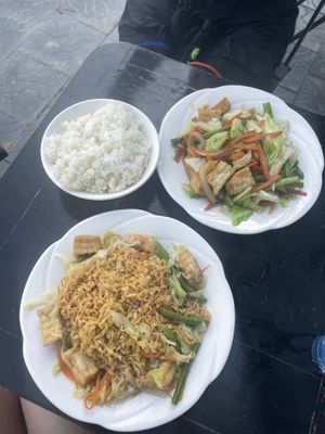 Fried noodles with tofu + tofu with veggies & rice   at Caffe Yen Ngoc in Ha Giang