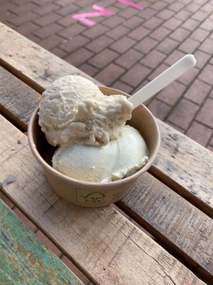 Banana-peanutbutter, macadamia-all vegan at Kussmund in Giessen