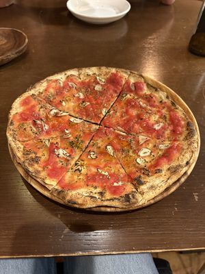 Pizza marinara  at Hisago in Nagasaki