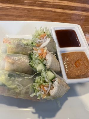 Basic summer roll  at Thai House in Santee