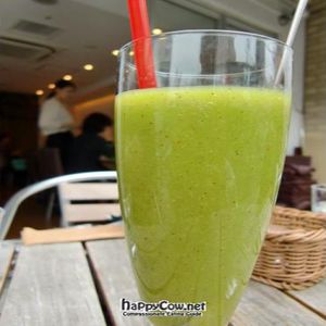The daily green smoothie at Manna in Tokyo