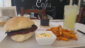 Beetroot burger at Al-Gharb Coffee Roasters in Albufeira