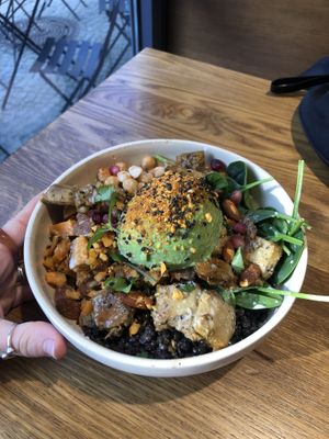 even having my favorite B&R bowl in Berlin!   at beets&roots - Dorotheenstraße in Berlin