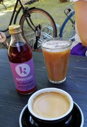Vegan Iced coffee with Oatly-Milk, coffee ☕ and vegan kombudcha currant-flavor. at beets&roots - Dorotheenstraße in Berlin