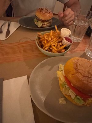  at Three Little Birds in Sagres