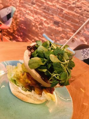 Beyond burger at Zjesc in Warsaw